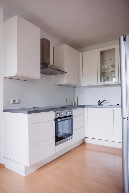 Zimmer & Appartements In Der Gamlitzerstrasse Ehrenhausen Exteriör bild